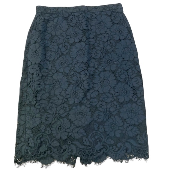 Ann Taylor size 0 black floral lace overlay pencil skirt. - Picture 1 of 6